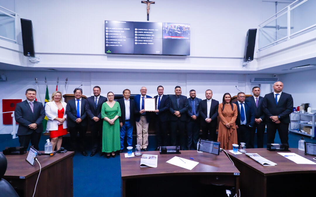 Deputado Dr. Eduardo Nóbrega recebe voto de louvor na Câmara Municipal de Taboão da Serra