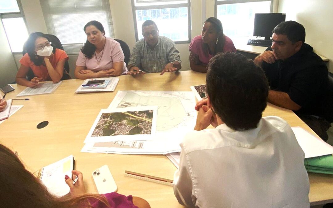 Prefeitura e CDHU trabalham para evolução de grandes projetos habitacionais em Itapecerica da Serra