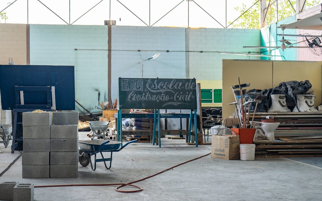 Escola de Construção Civil está com vagas abertas para diversos cursos em Taboão da Serra