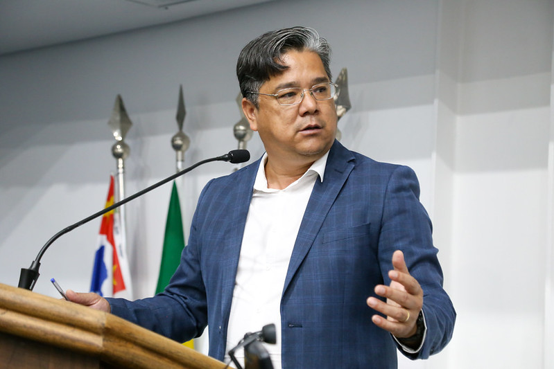 Câmara aprova projeto de lei que reduz carga horária de servidores de Taboão da Serra que tenham dependentes com TEA e deficiência