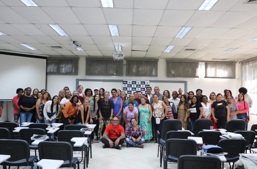Frente de Trabalho realiza curso de empreendedorismo
