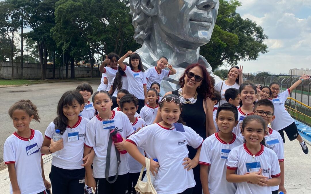 Alunos da EMEF Ayrton Senna da Silva participam de reportagem especial do Esporte Espetacular