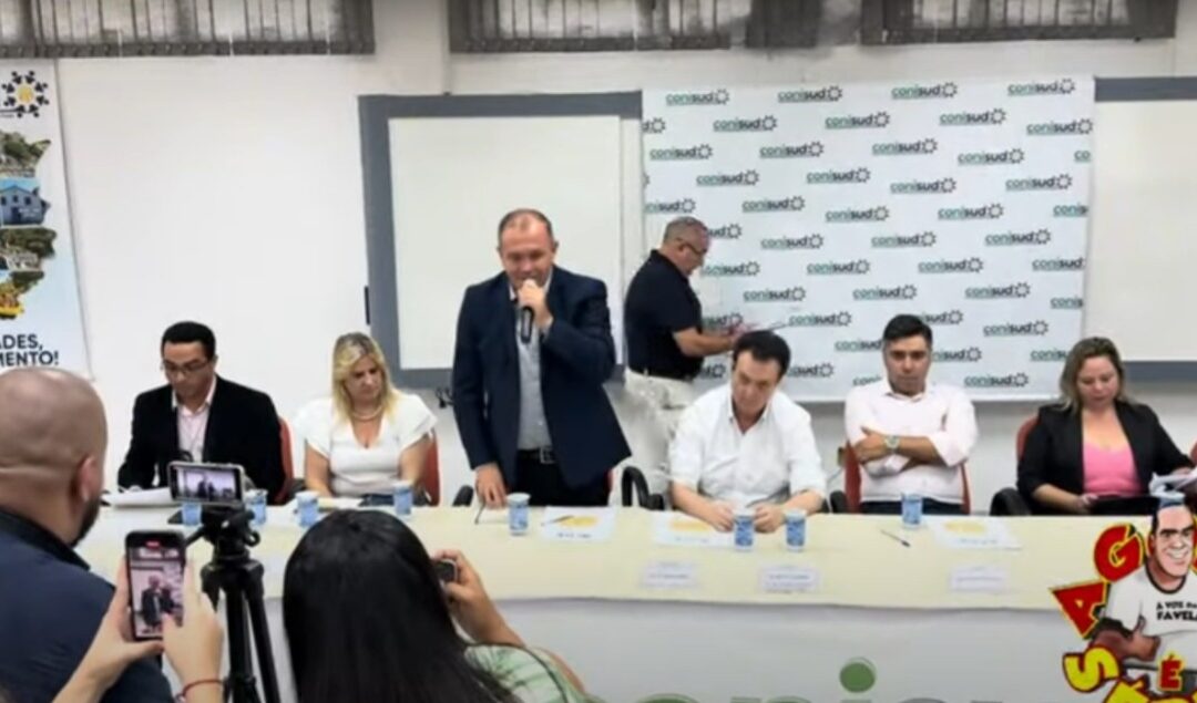 PREFEITO DE SÃO LOURENÇO DA SERRA E PRESIDENTE DO CONISUD FELIPE SEME AMED COM A PALAVRA