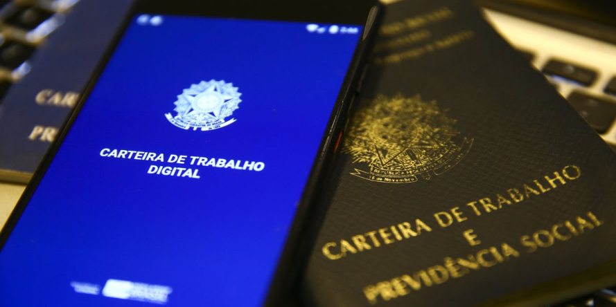 A Fábrica de Empregos divulgou novas oportunidades de trabalho disponíveis no dia 22 de janeiro.