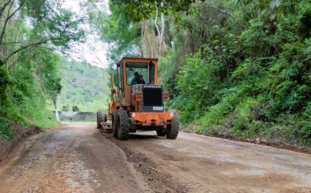 Secretaria de Serviços Urbanos realiza melhorias em diversas regiões de Itapecerica da Serra