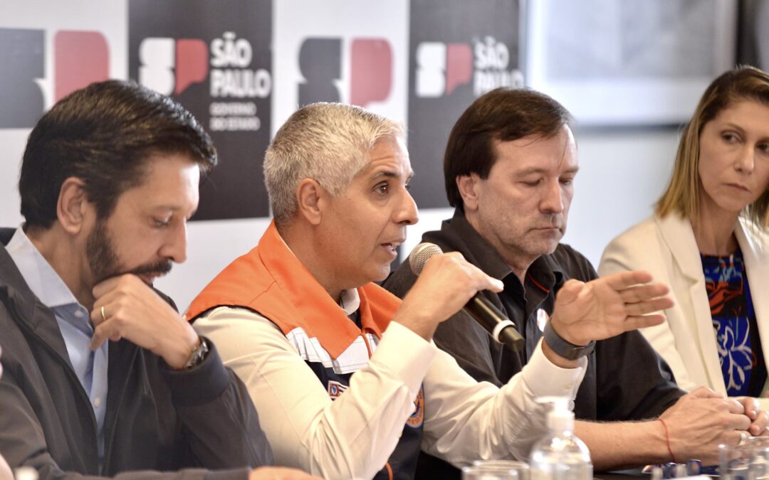 Governo de SP anuncia apoio para planos de drenagem municipais