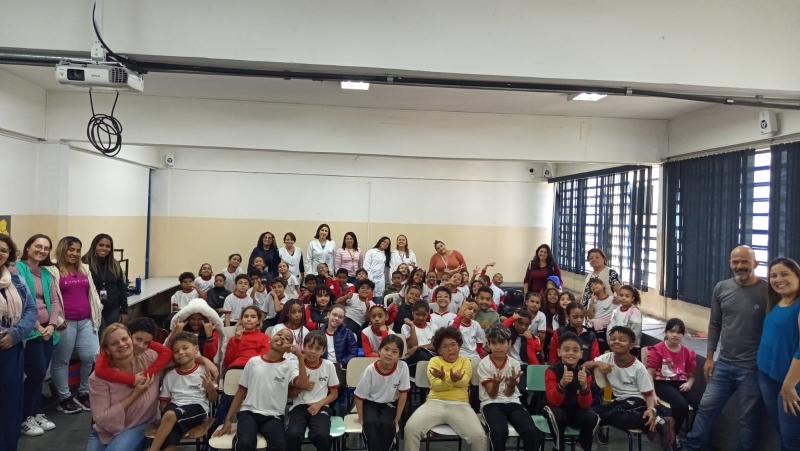 Programa Saúde na escola imuniza alunos da rede municipal de ensino de Taboão da Serra