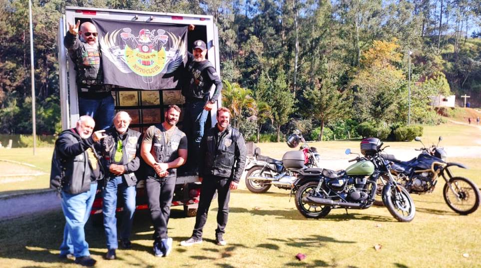 1.700 kg de alimentos arrecadados na festa do Águias TS Motoclube são doados a famílias de baixa renda