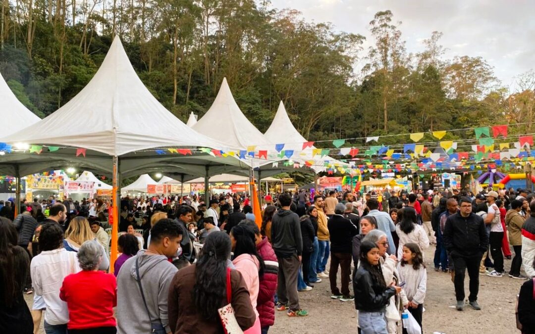 Festival do Morango de Itapecerica da Serra recebe milhares de pessoas