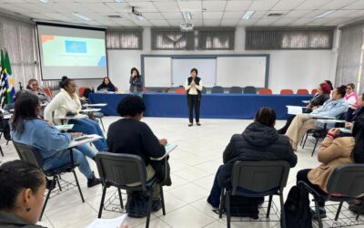 Secretaria de Educação promove capacitação sobre Desenvolvimento Atípico para cuidadores da rede municipal