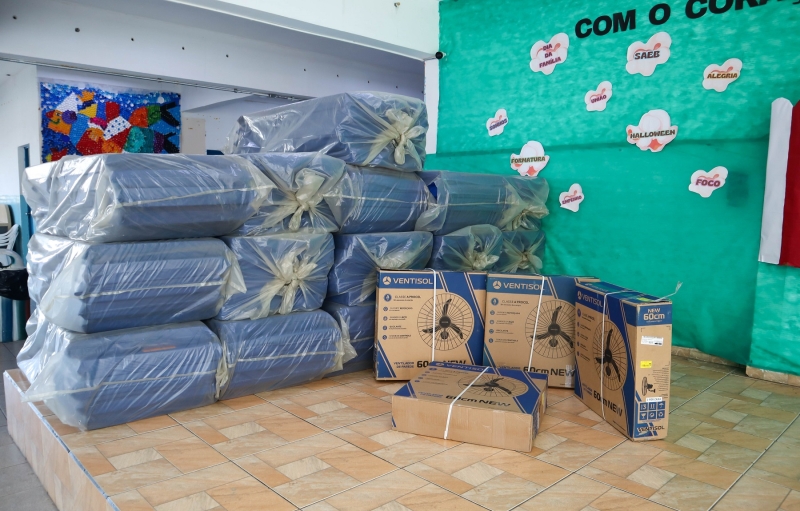 Escolas de Taboão da Serra recebem novos equipamentos pelo programa Escola Mais Bonita