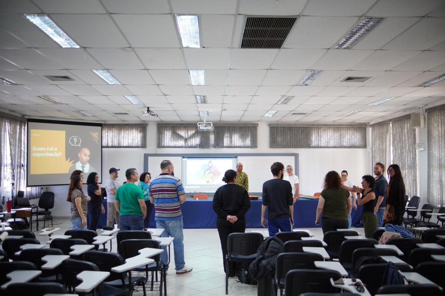 Música é tema de capacitação para Professores de Arte em Itapecerica da Serra