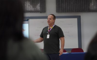 Diretores e orientadores pedagógicos participam de formação sobre gestão escolar com SESI