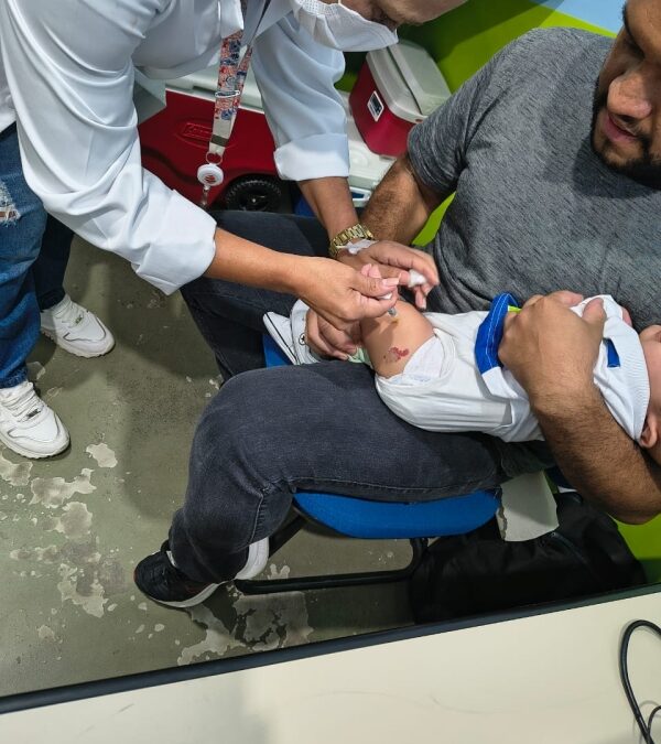 Secretaria de Saúde inicia aplicação da Nirsevimabe para prevenção da bronquiolite