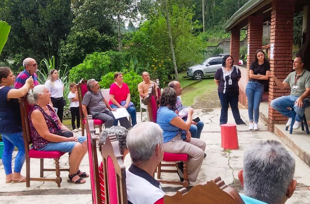 Prefeitura realiza reunião de orientação com moradores do Bairro da Lagoa – Núcleo Dover