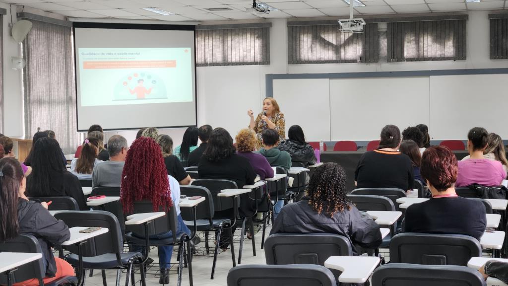 Prefeitura promove palestra “Cuidando da Saúde Mental” para servidores municipais