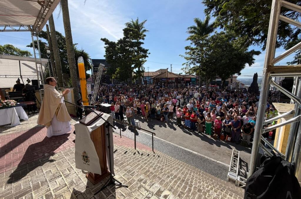 Itapecerica da Serra celebra Festa da Divina Misericórdia e Padroeira Nossa Senhora dos Prazeres