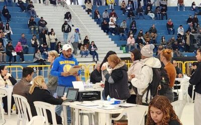 Hiper Mega Feirão oferece mais de 10 mil vagas e entra para a história da cidade