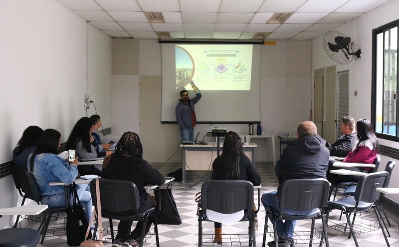 Conselho Municipal de Assistência Social realiza reunião ordinária no Complexo Administrativo