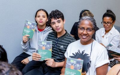 Parceria entre Educação e Meio Ambiente lança cartilha ambiental produzida por alunos da EJA
